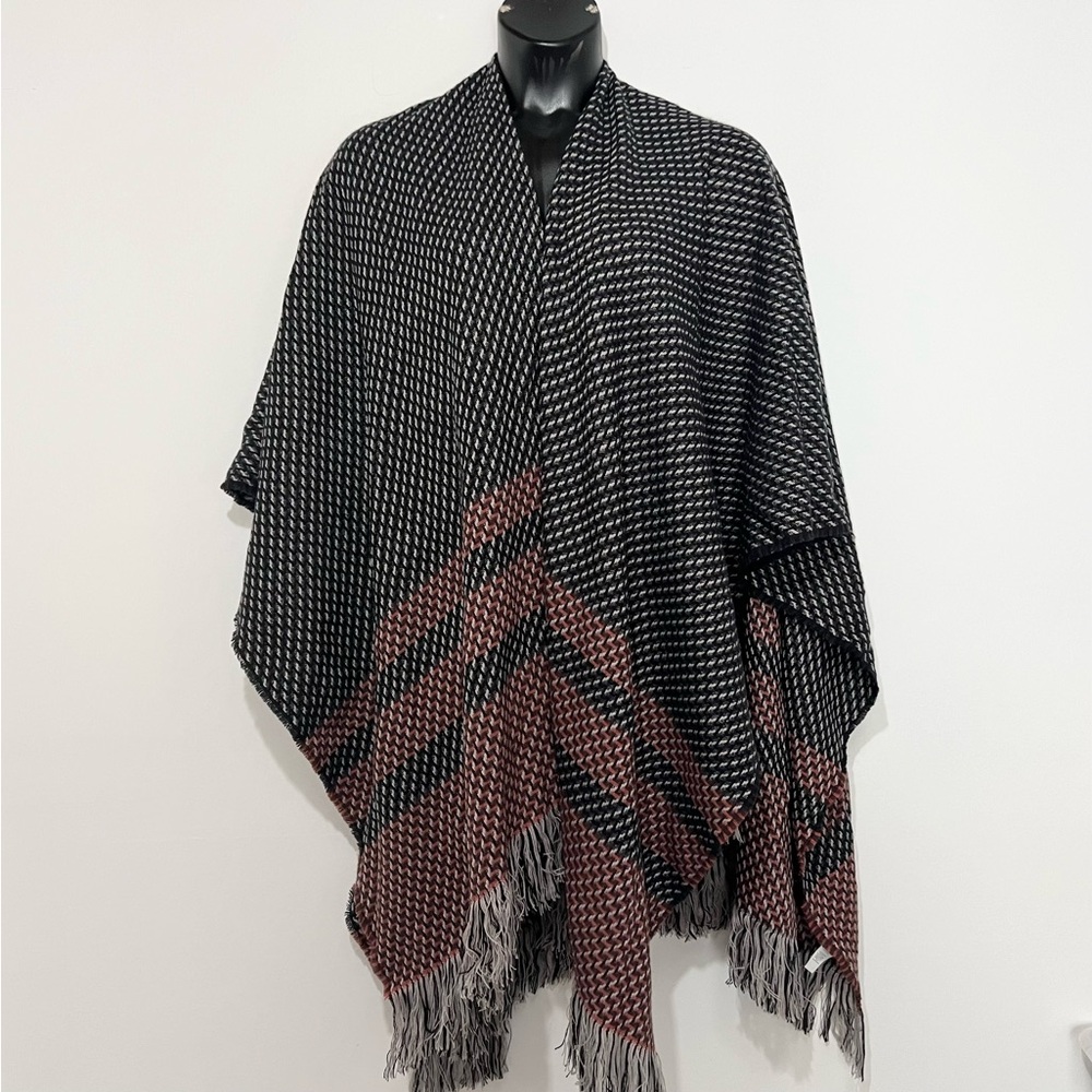 Treasure & Bond Women’s Blanket Wrap Kimono Sweater Shawl Knit Poncho Nordstrom